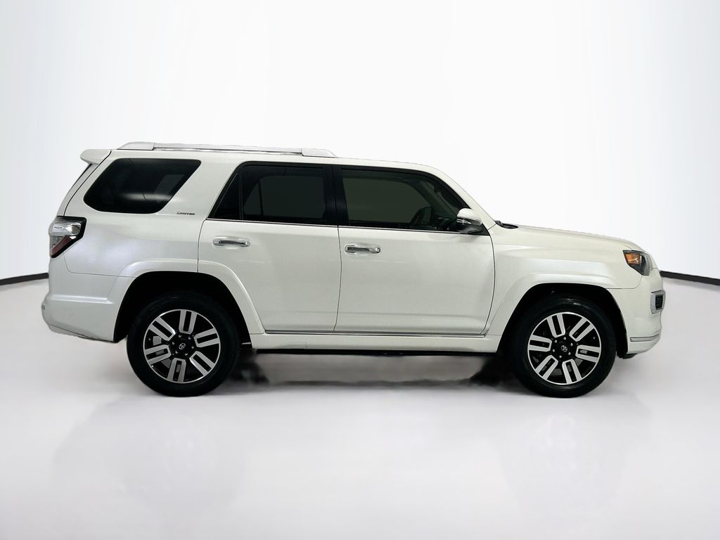 Thumbnail: 2016 Toyota 4Runner - 4