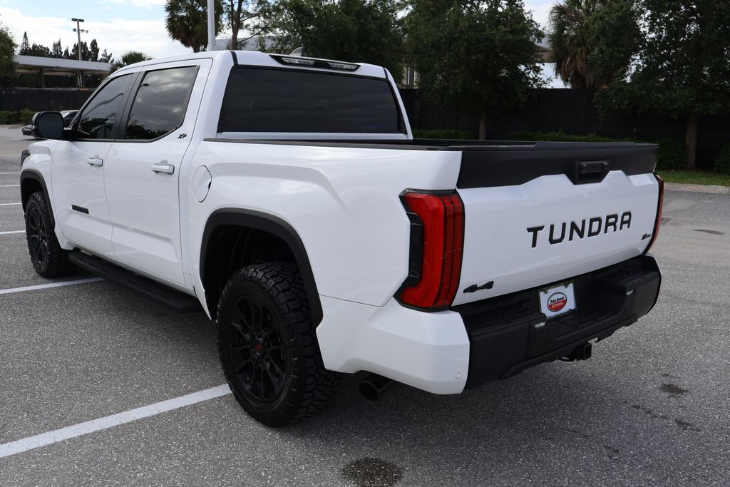 Thumbnail: 2025 Toyota Tundra - 11