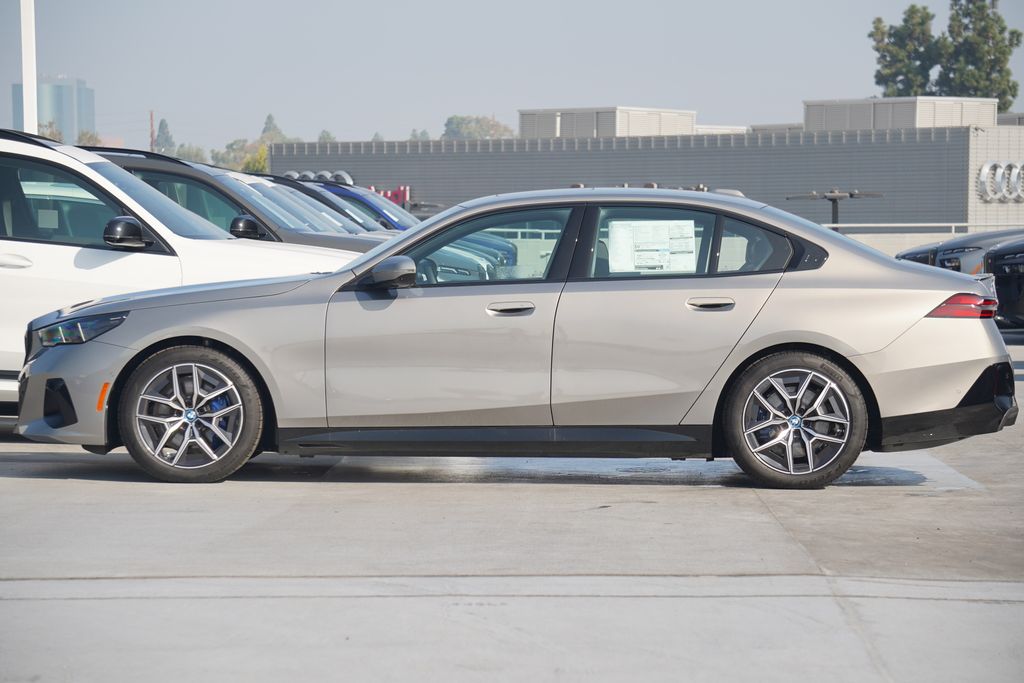 2024 BMW i5 eDrive40 4