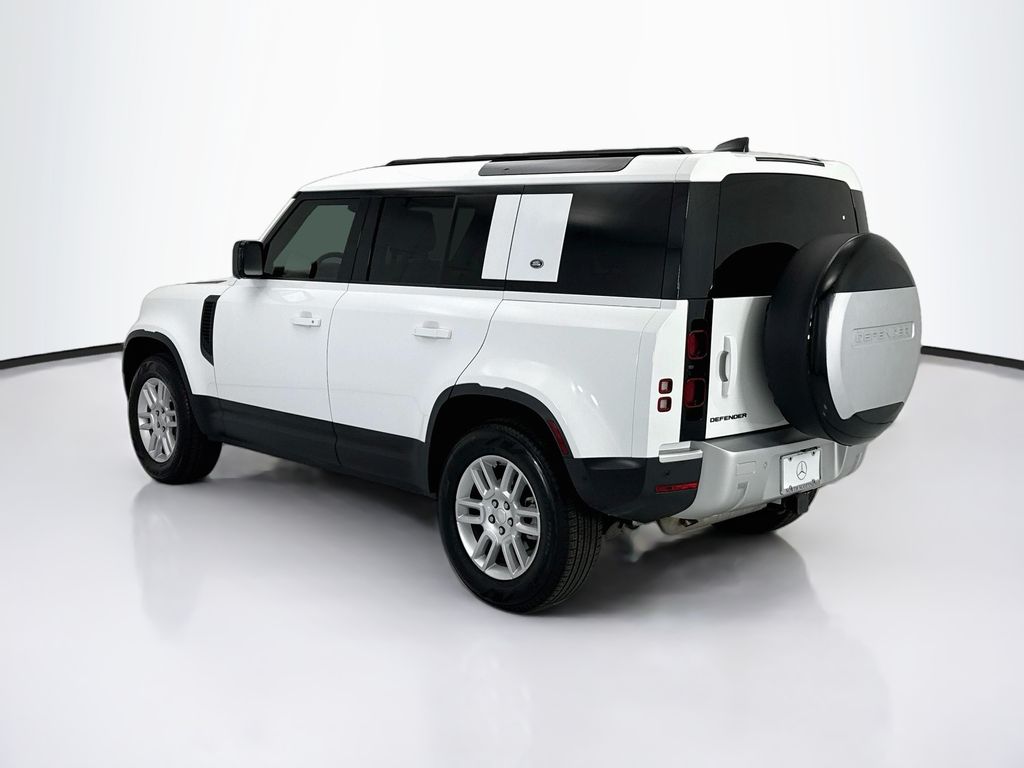 Thumbnail: 2023 Land Rover Defender - 7