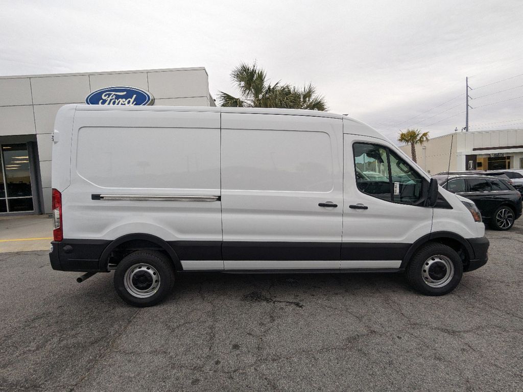 2024 Ford Transit 250