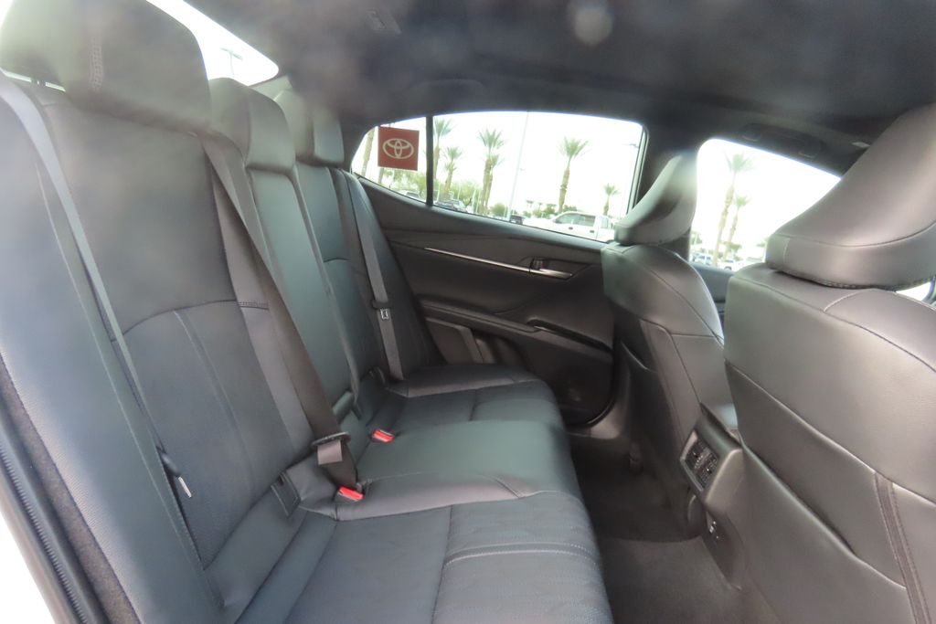 Thumbnail: 2025 Toyota Camry - 21