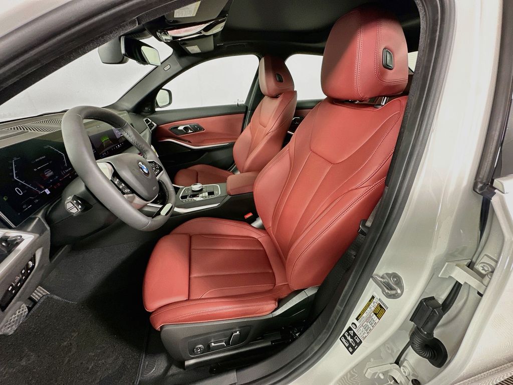 Thumbnail: 2026 BMW 3 Series - 16