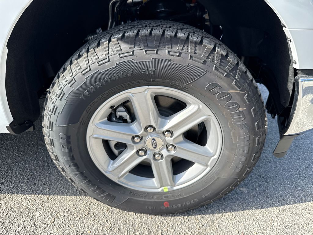 New 2026 White Ford XLT image 11