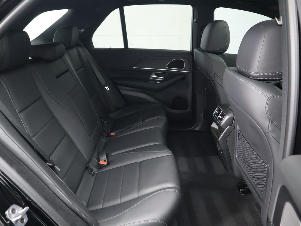 Thumbnail: 2025 Mercedes-Benz GLE - 23