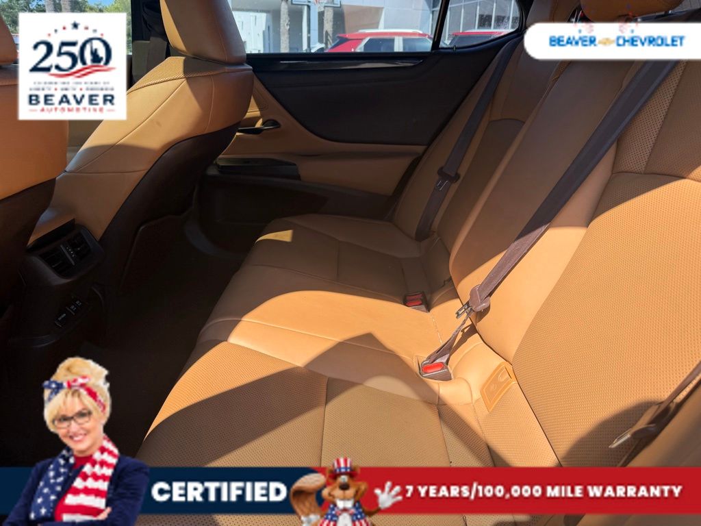 Used 2019 Lexus ES Sedan
