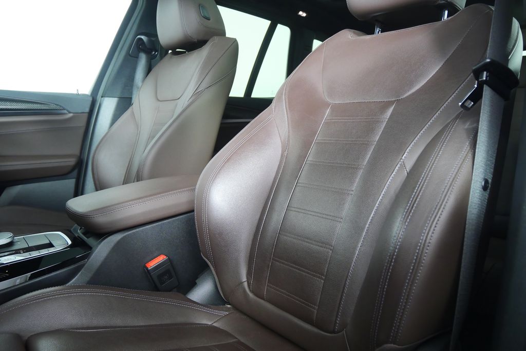 Thumbnail: 2022 BMW X3 - 10