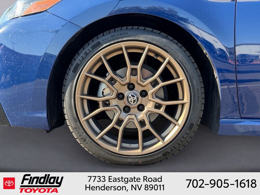 Used 2024 Toyota Camry Hybrid Sedan