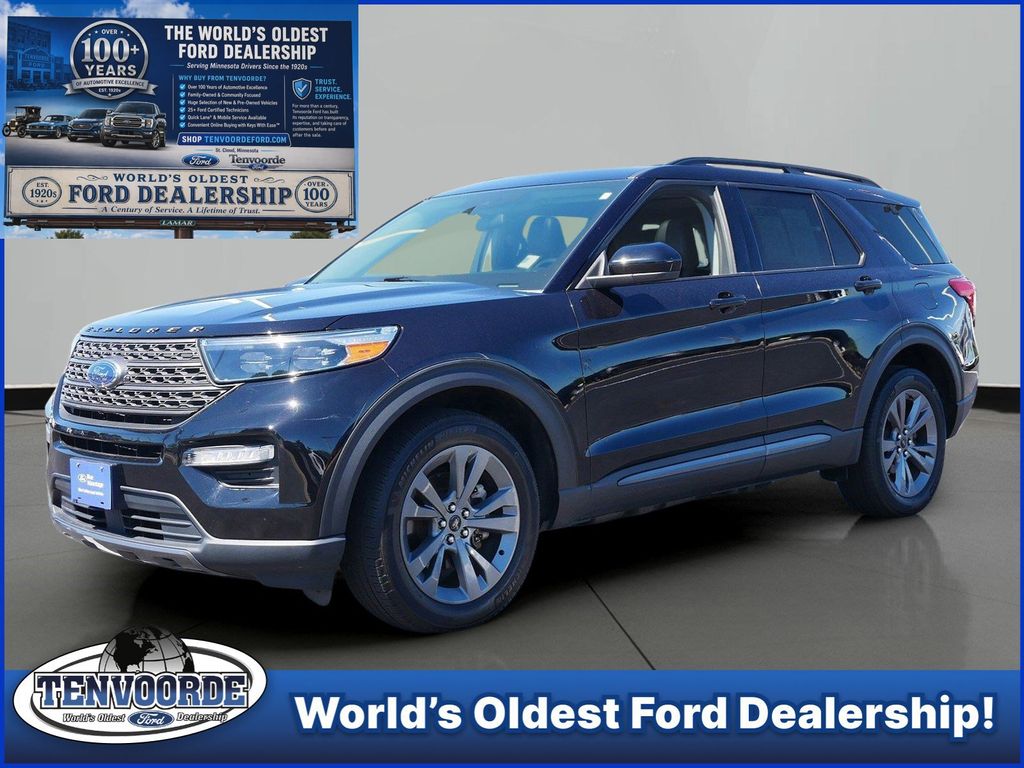 Black Metallic 2022 Ford Explorer SUV / Crossover All-Wheel Drive Automatic