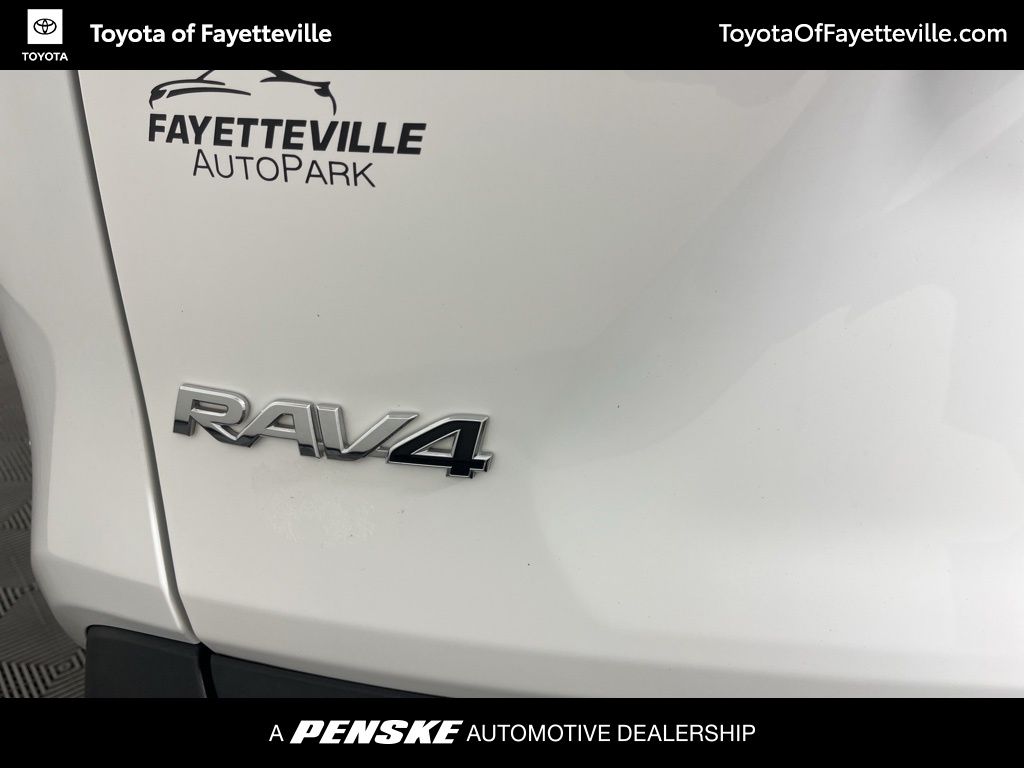 Thumbnail: 2023 Toyota RAV4 - 20