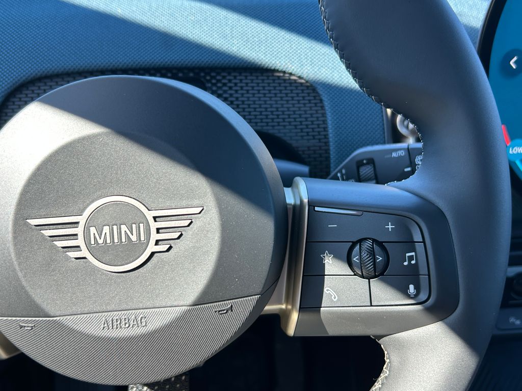 Thumbnail: 2025 MINI Cooper Countryman - 20