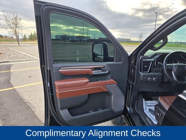 2024 GMC Sierra 3500HD Denali Ultimate