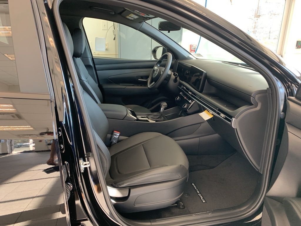 New 2026 Black Hyundai SEL image 20
