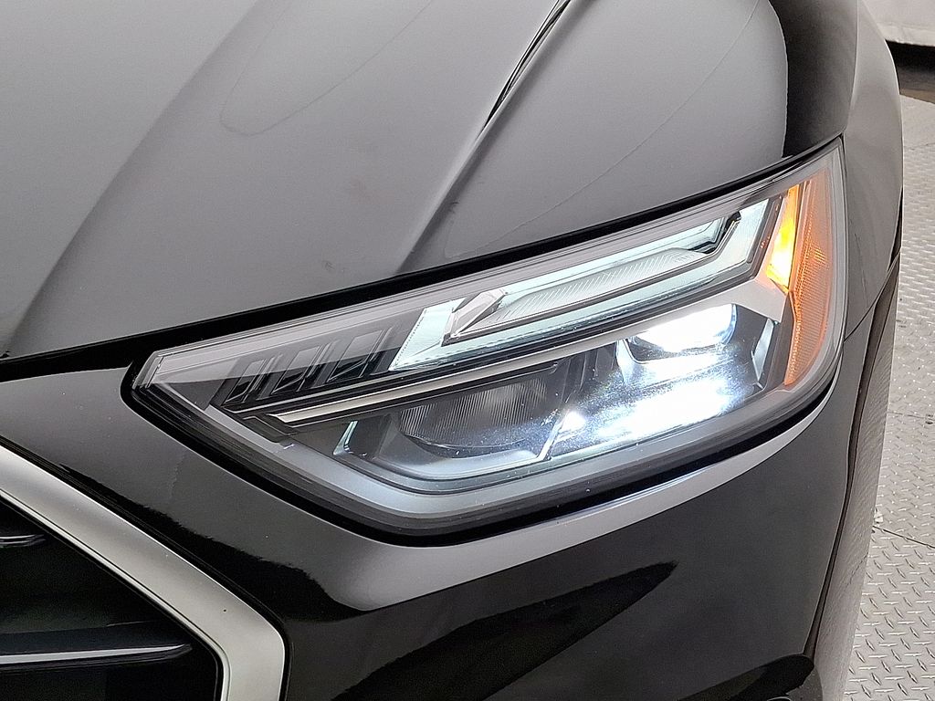 Thumbnail: 2023 Audi Q5 - 9