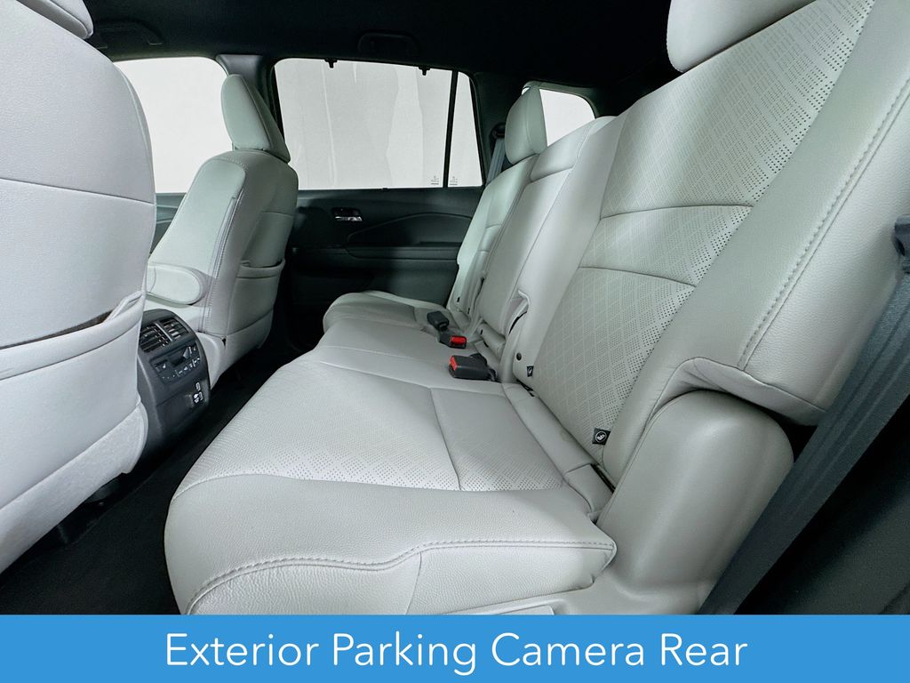 Used Car 2021 Honda Passport  Touring For Sale Under $30,000 In Austin, Texas