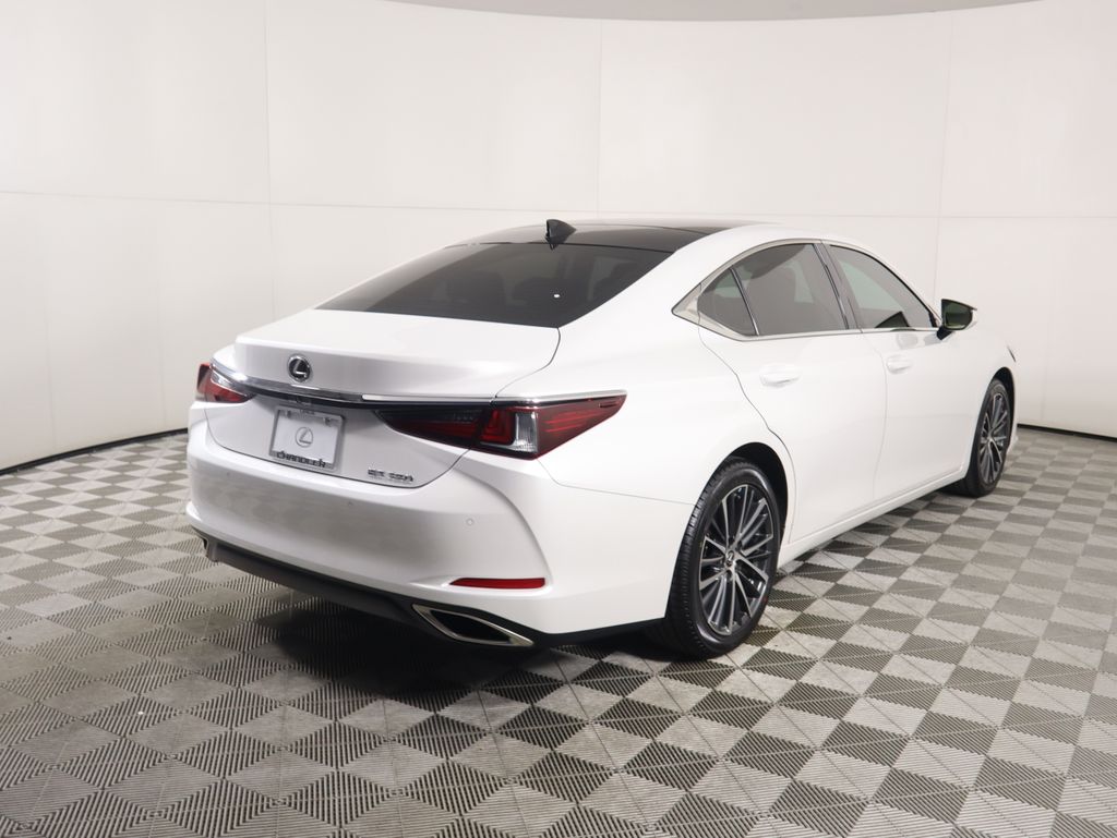 Thumbnail: 2023 Lexus ES - 5
