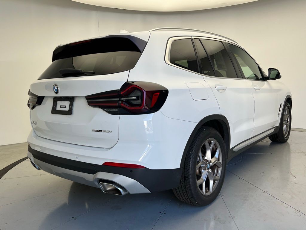 Thumbnail: 2022 BMW X3 - 3