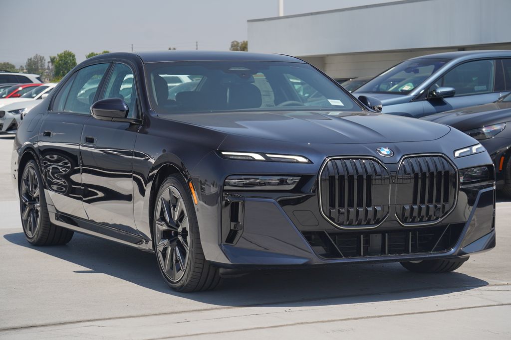 2025 BMW 7 Series 740i xDrive 3