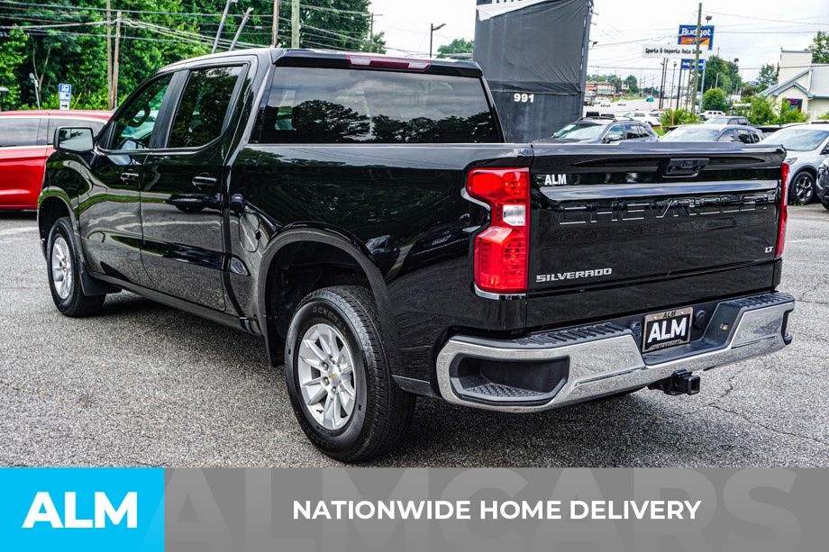 Used 2025 Black Chevrolet LT image 5