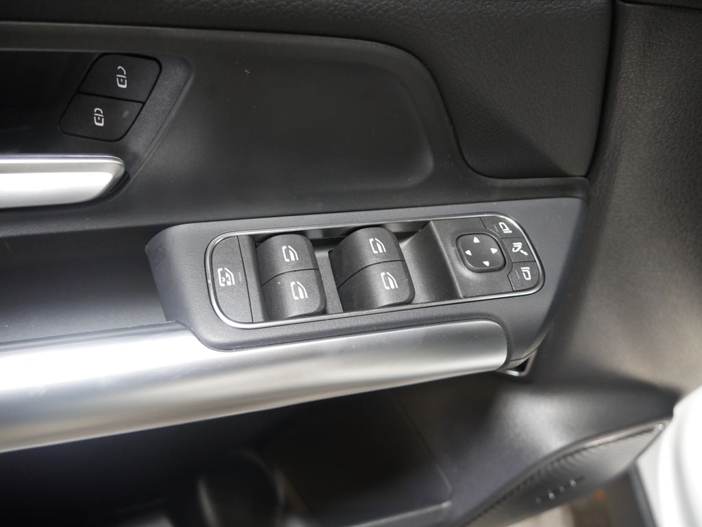 Thumbnail: 2026 Mercedes-Benz GLA - 18