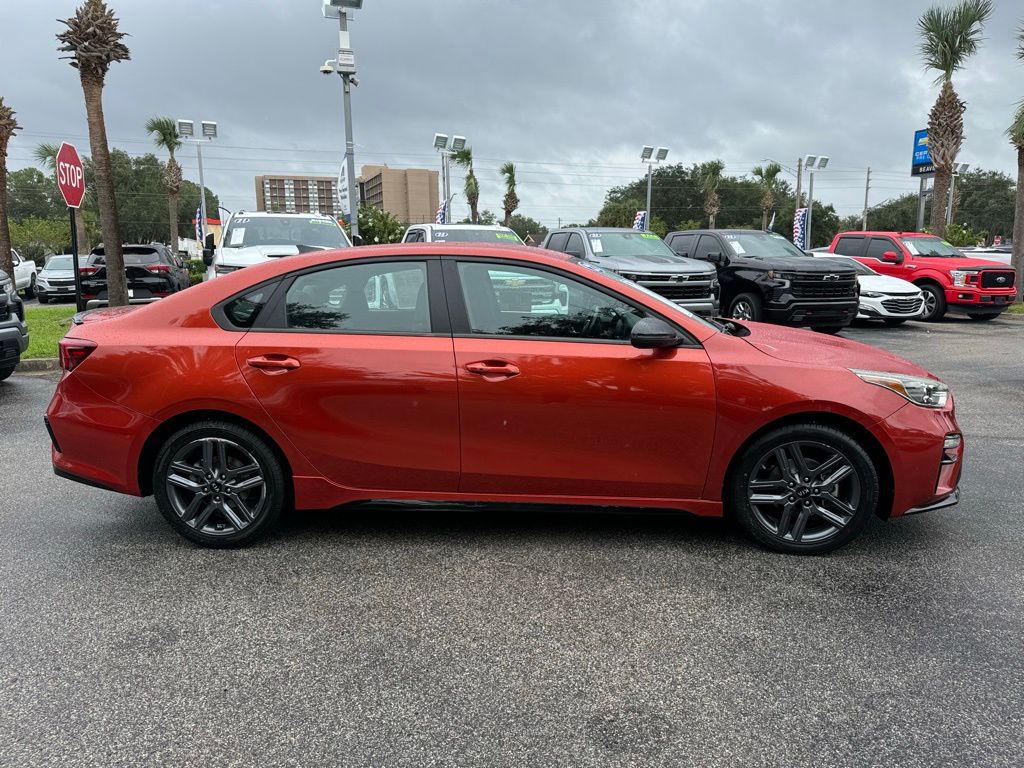 2021 Kia Forte GT-Line 9