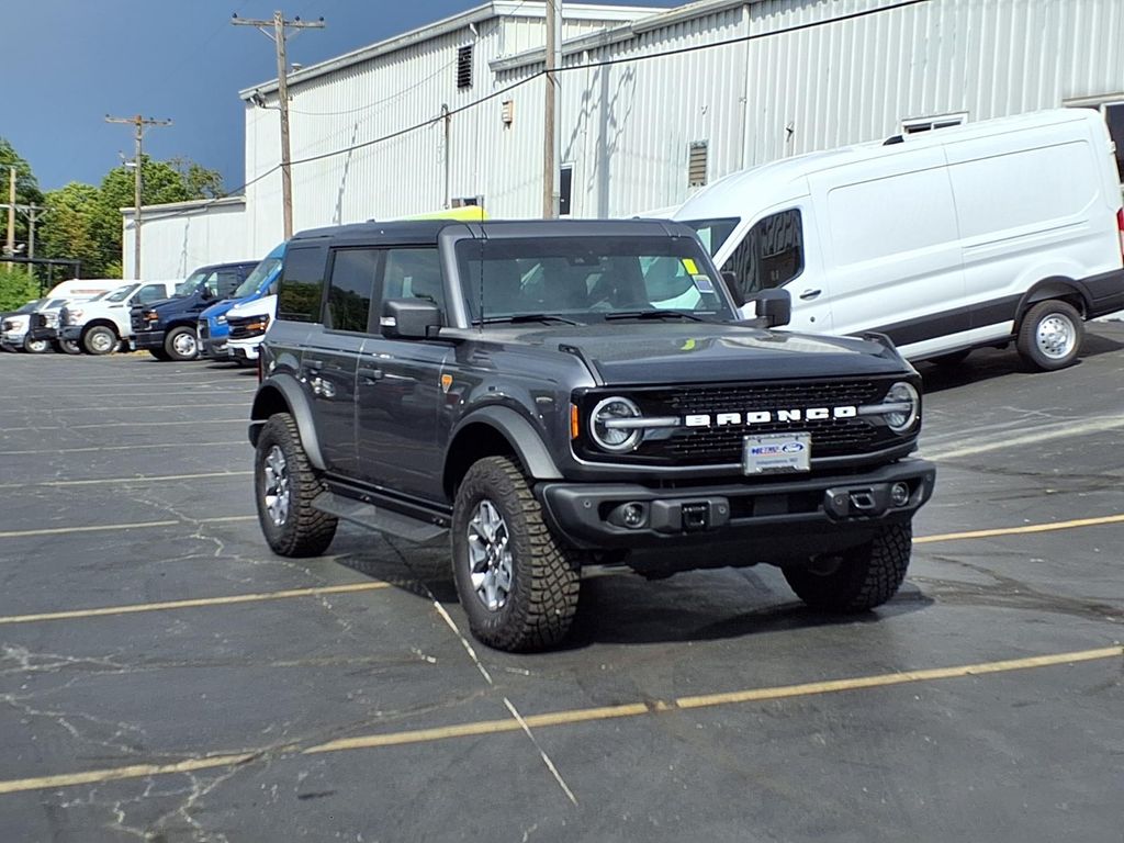 Carbonized Gray Metallic 2025 Ford Bronco SUV / Crossover Four-Wheel Drive Automatic