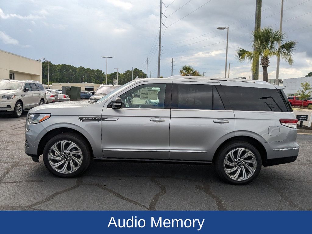 2024 Lincoln Navigator Premiere