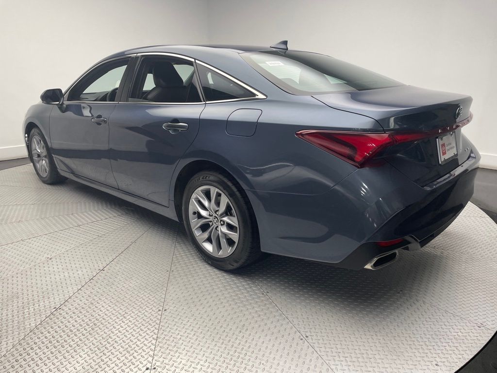 2022 Toyota Avalon XLE 7