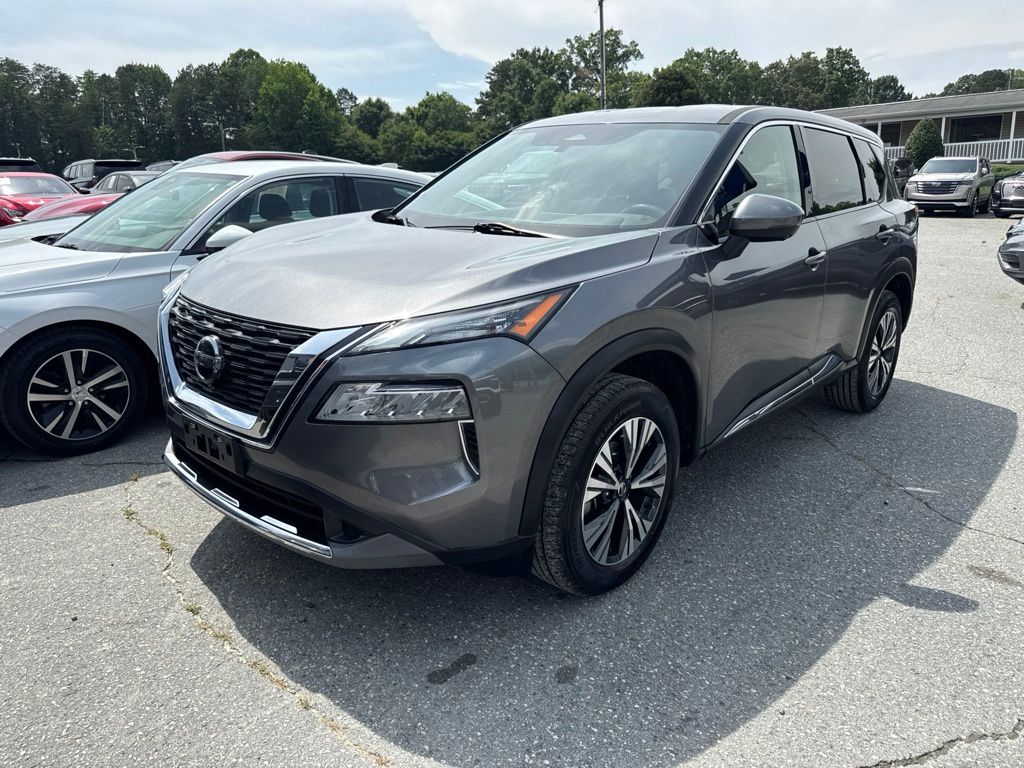 2021 Nissan Rogue SV AWD's photo