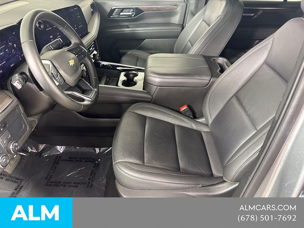 Used 2025 Gray Chevrolet LT image 12