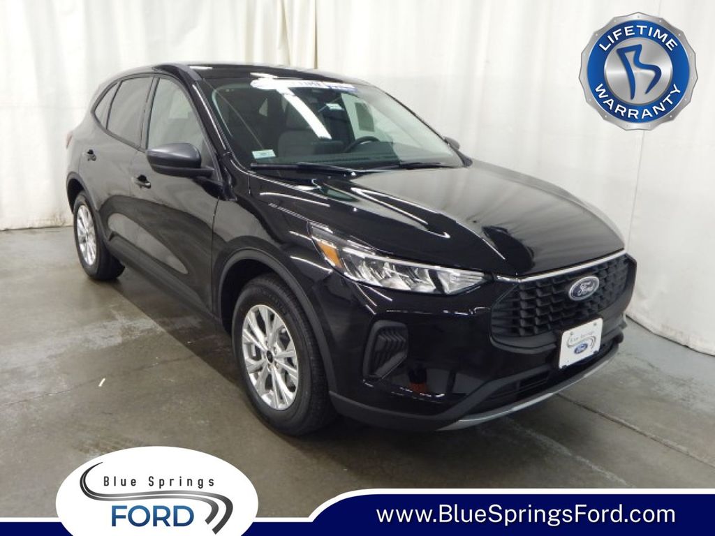 Agate Black Metallic 2026 Ford Escape Active FWD SUV / Crossover Front-Wheel Drive 8-Speed Automatic