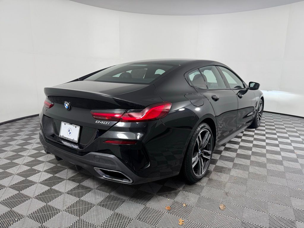 Thumbnail: 2023 BMW 8 Series - 4