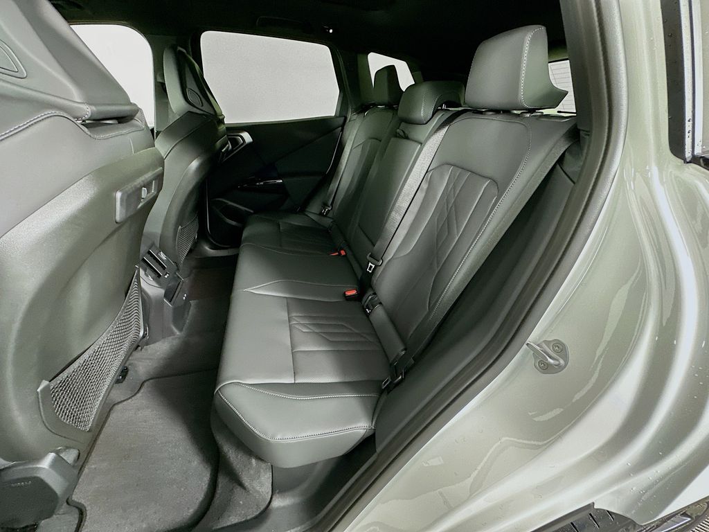 Thumbnail: 2026 BMW X3 - 17