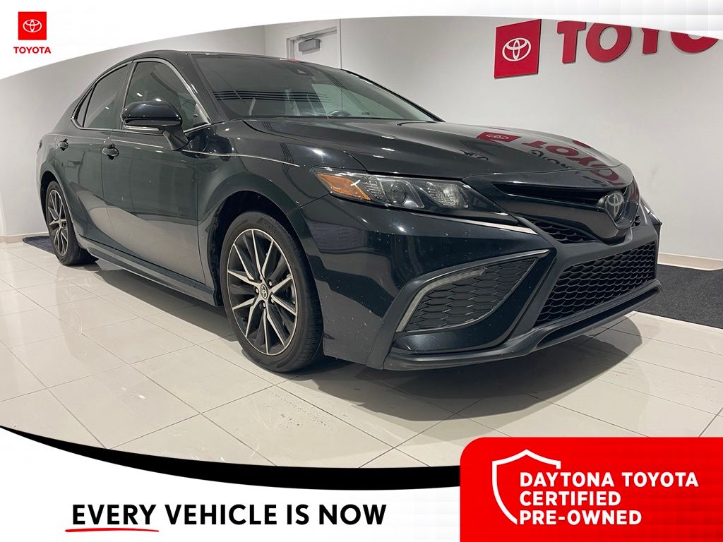 2024 Toyota Camry SE - Photo 6