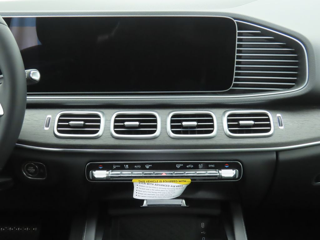 Thumbnail: 2026 Mercedes-Benz GLE - 14