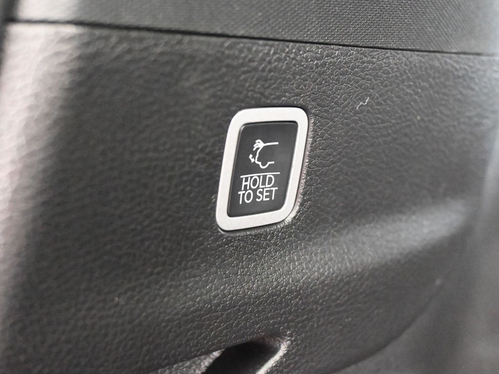 New 2026 Bright White Clearcoat Jeep  image 30