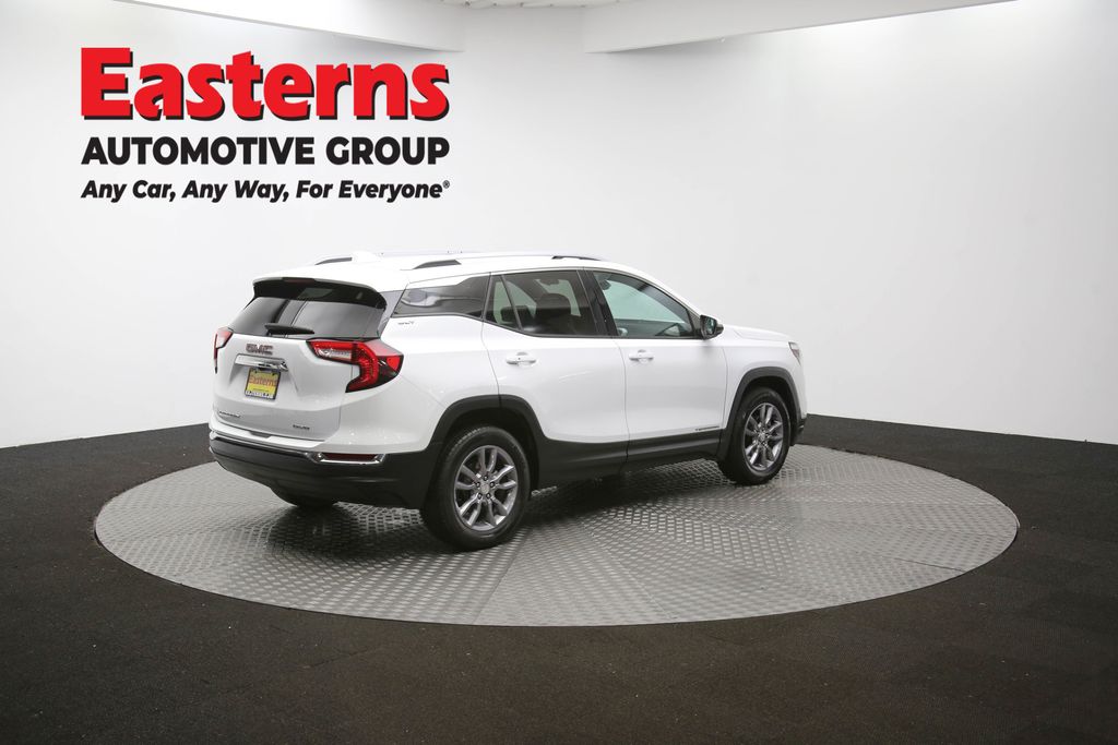 Used 2023 White GMC SLT image 42