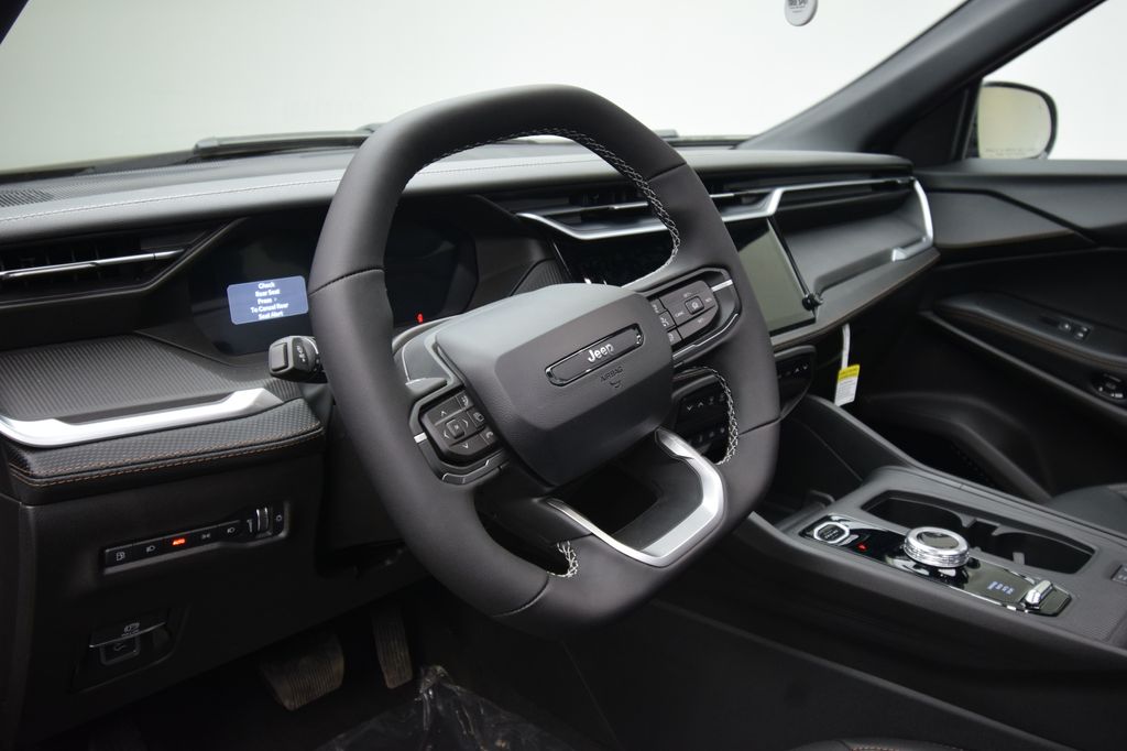 new 2026 Jeep Cherokee car, priced at $45,653