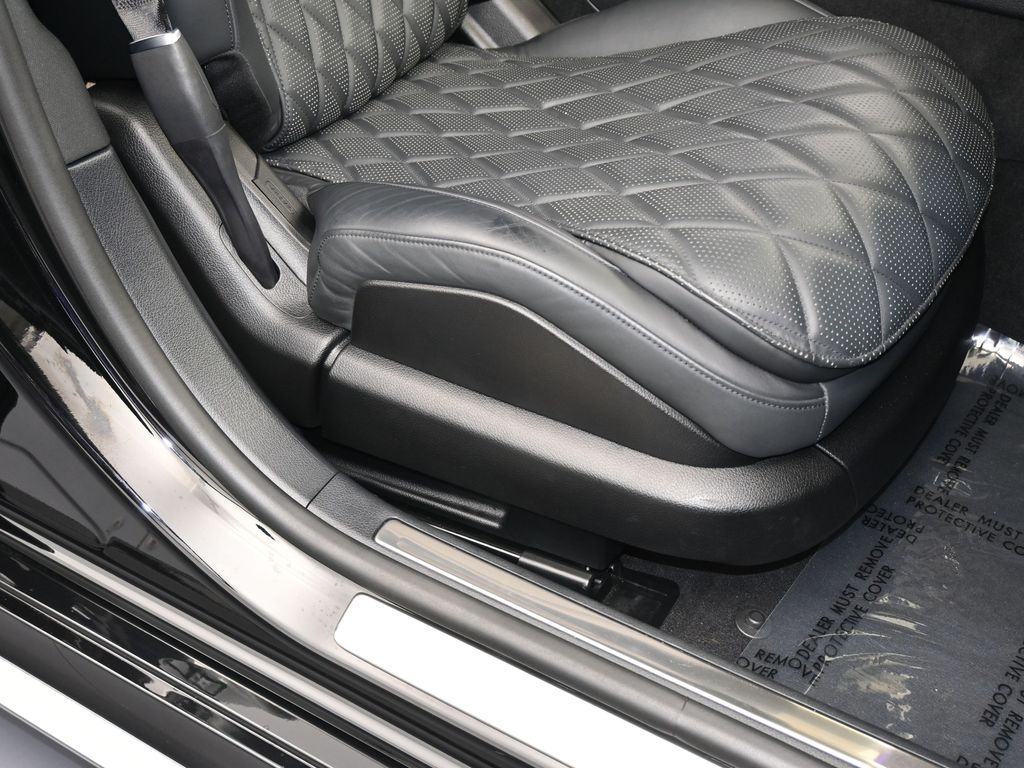 Used 2022 Onyx Black/Mojave Silver Mercedes-Benz S 580 image 57