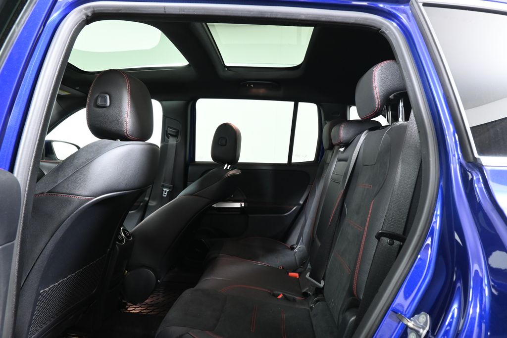 Thumbnail: 2021 Mercedes-Benz GLB - 7