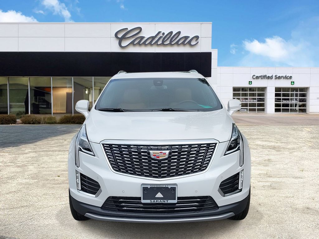 2024 Cadillac XT5 Premium Luxury 2