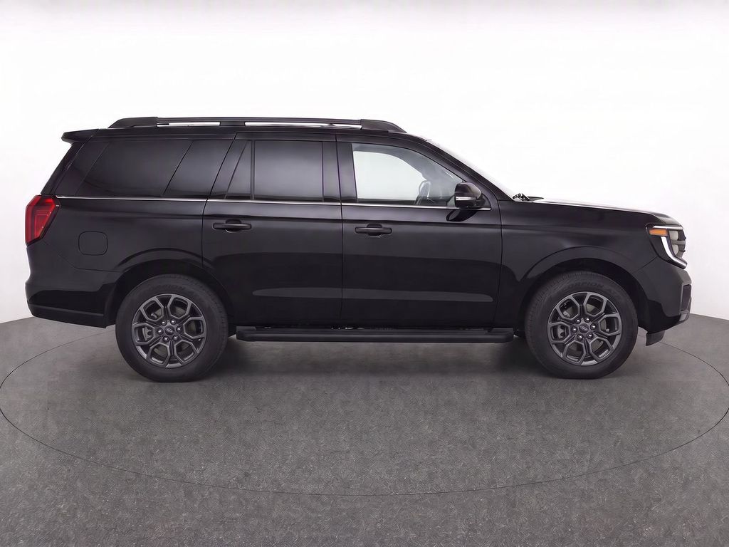 New 2027 Agate Black Metallic Ford Active image 8