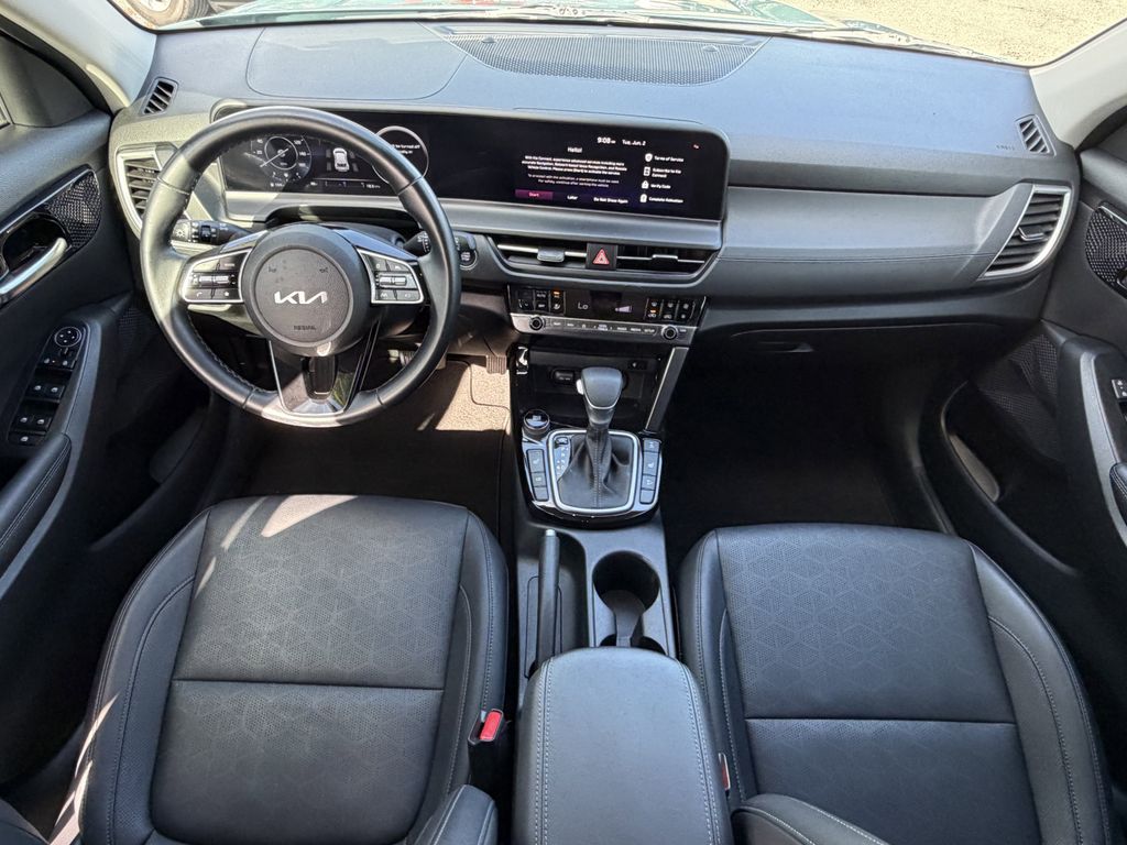 used 2024 Kia Seltos car, priced at $23,692