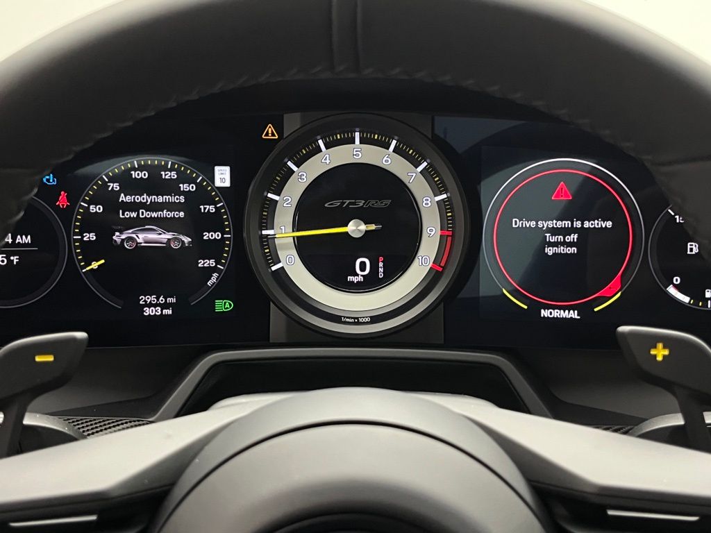 Thumbnail: 2025 Porsche 911 - 11