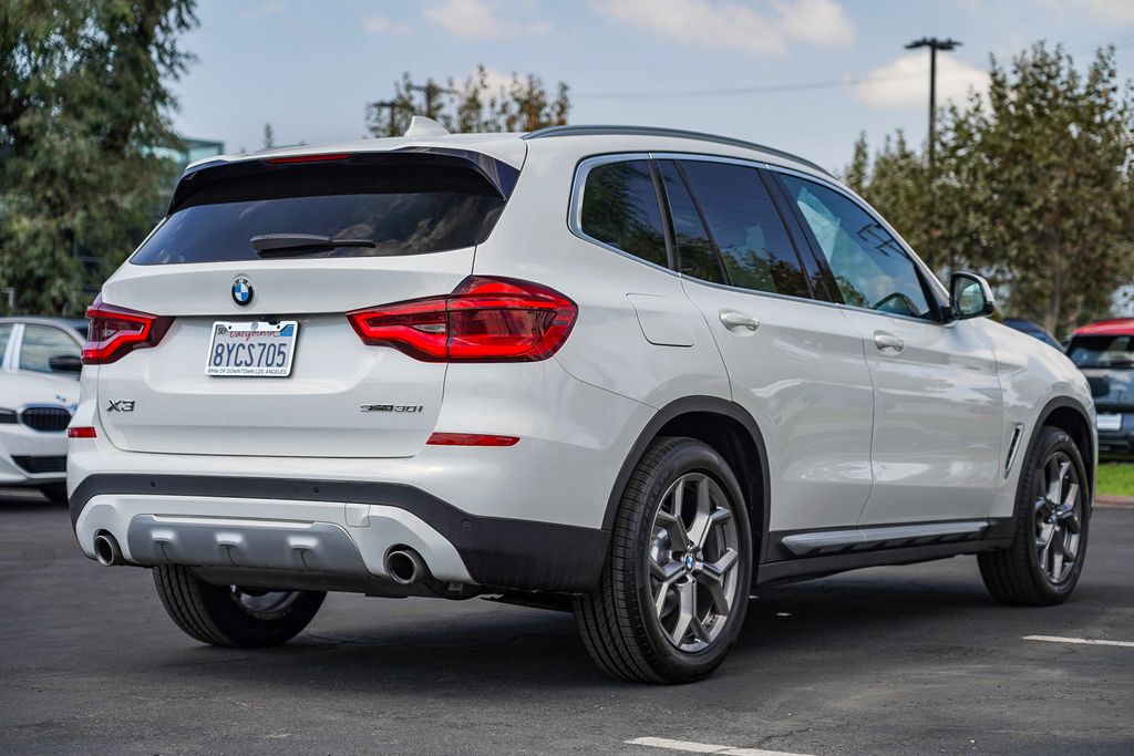 2021 BMW X3 sDrive30i 8