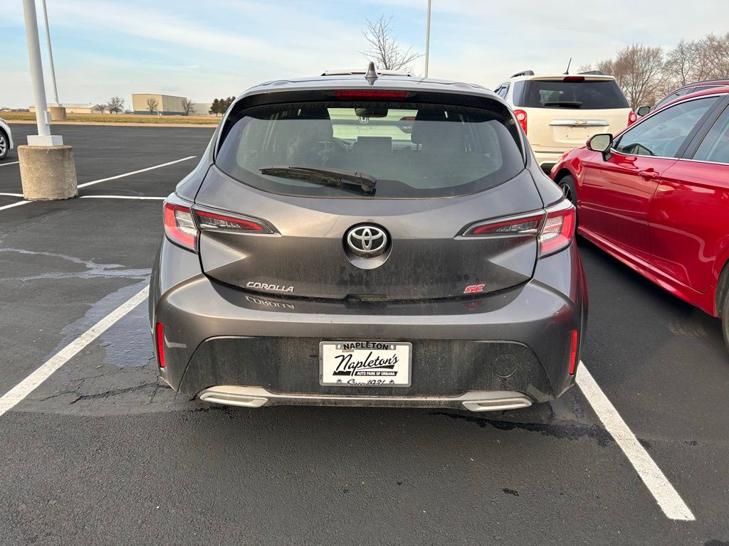 2022 Toyota Corolla Hatchback SE 4