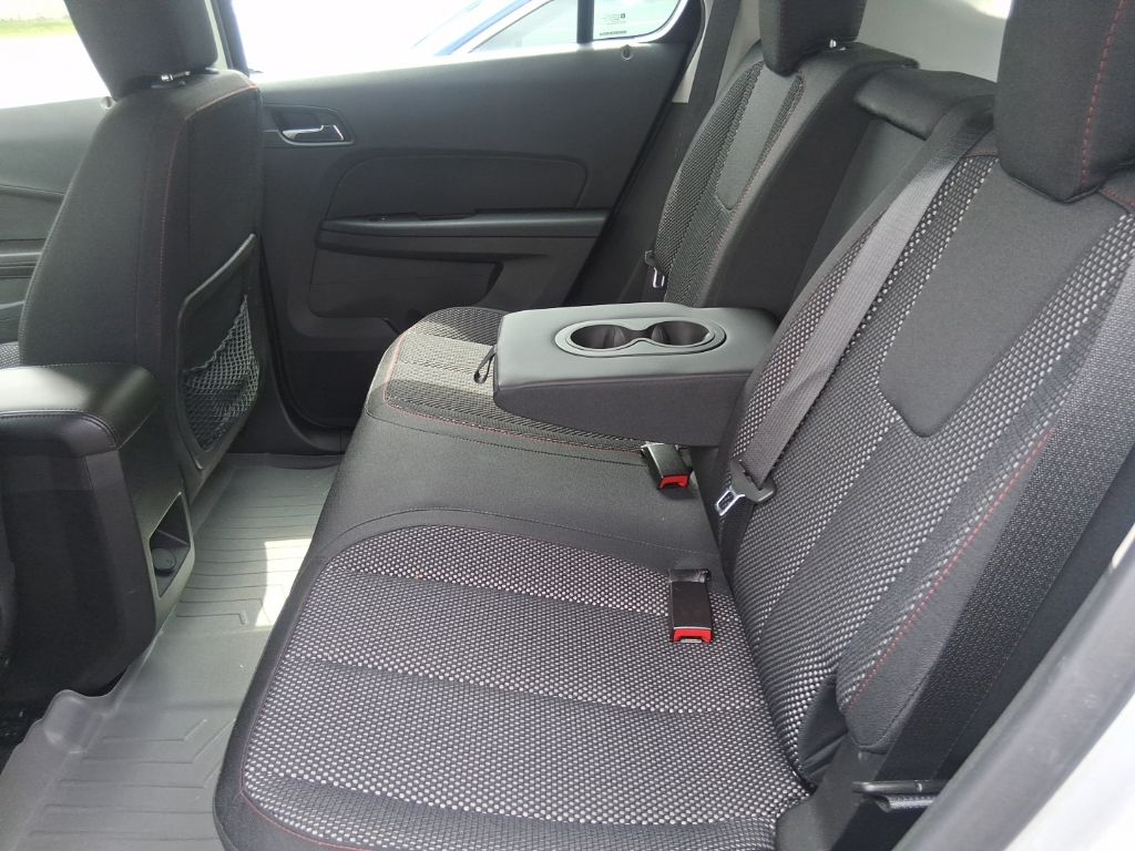 Used 2016 Silver Chevrolet LS image 14