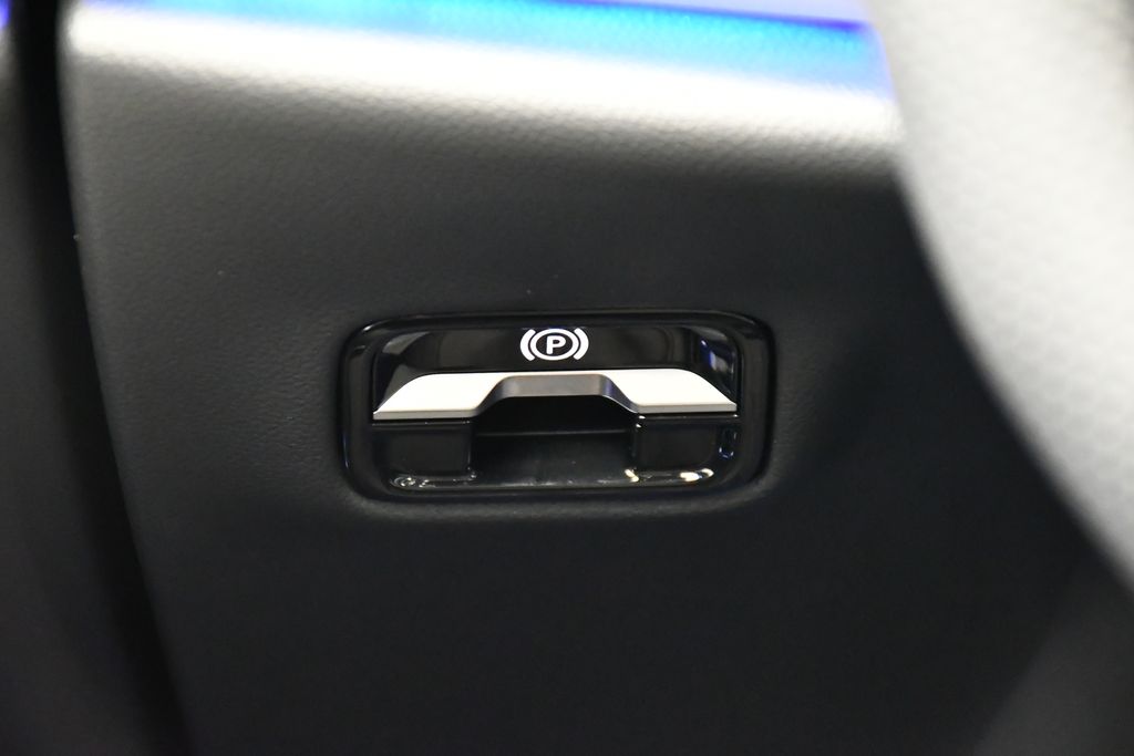 Thumbnail: 2026 Mercedes-Benz E-Class - 22