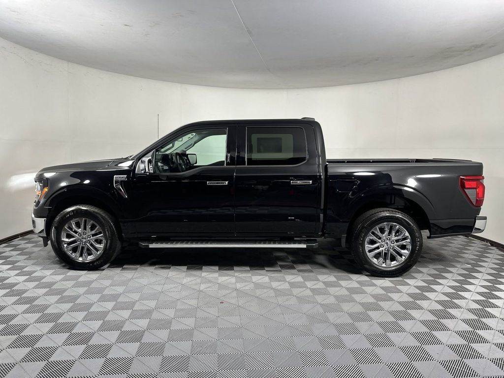 2024 Ford F-150 XLT 4