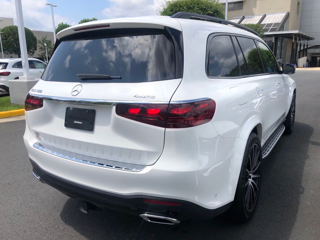 Thumbnail: 2024 Mercedes-Benz GLS - 4